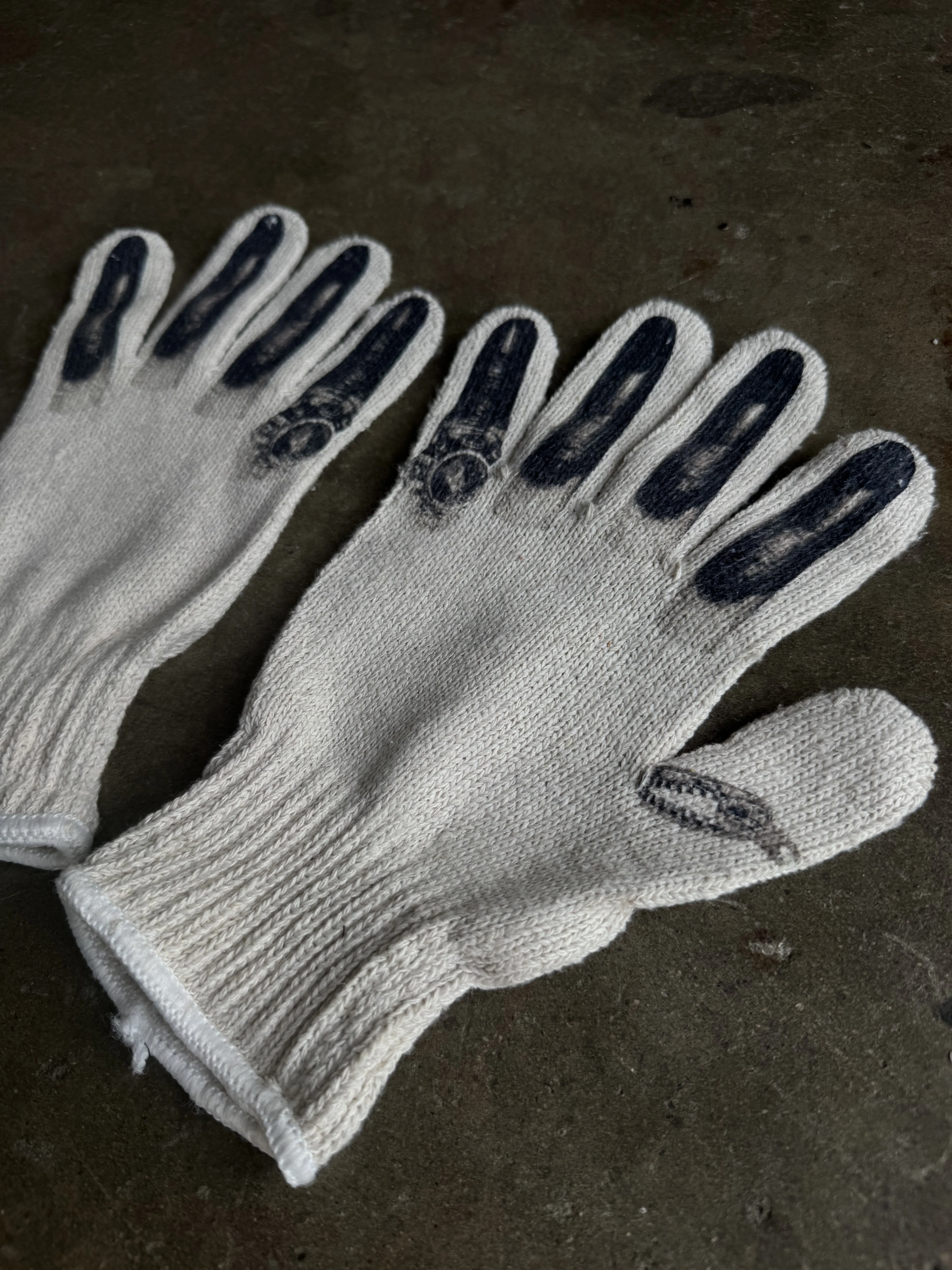 Lamy Gloves - Image 4